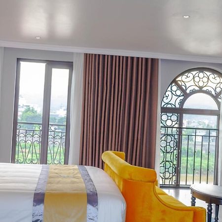 Michi'S Hotel Laocai Lao Cai Exteriör bild